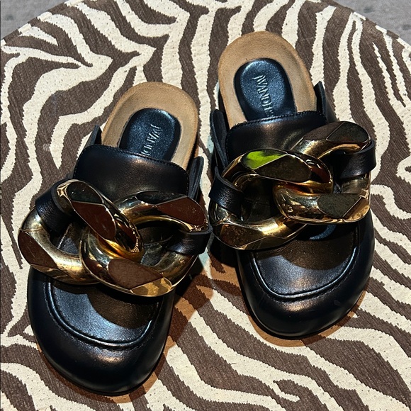 JW ANDERSON Shoes - JW ANDERSON Black Mules with Gold Chain